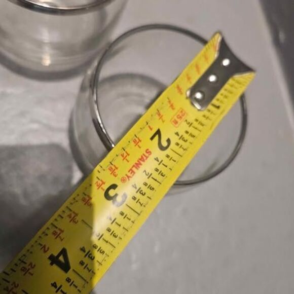 Set of 2 Dorothy Thorpe Thin Silver Band Roly Poly Glasses - Picture 4 of 5